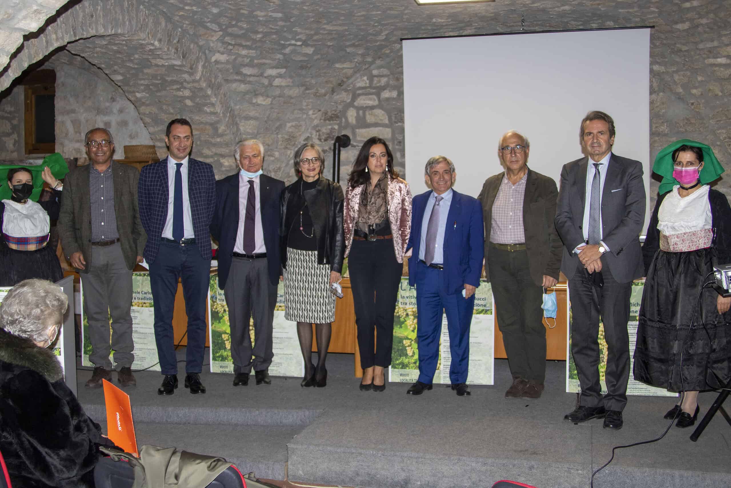 Gruppo di persone in un evento